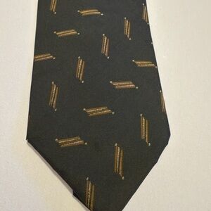 Donna Karan Signature Silk Tie Men's Black Gold Geometric Pattern Made in‎ USA